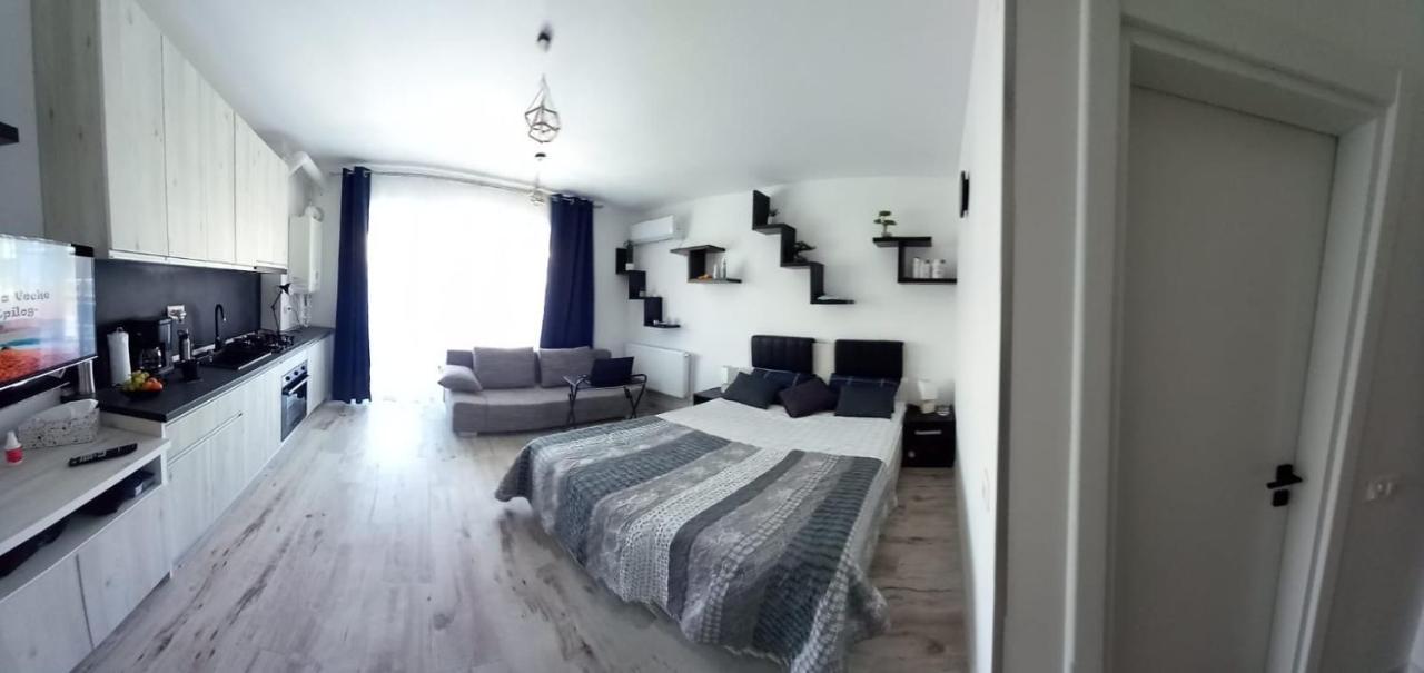 Garsoniera Saturn Apartman Kültér fotó